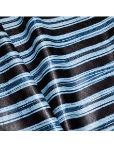 Tissu Bazin Ngarra 1 - Noir et bleu ciel à motifs rayés