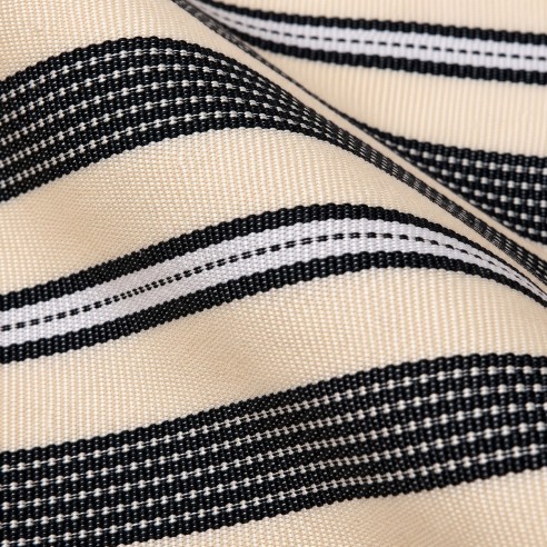 Tissu Leppi Traditionnel -  Écru & Rayures Noires du Fouta-Djalon
